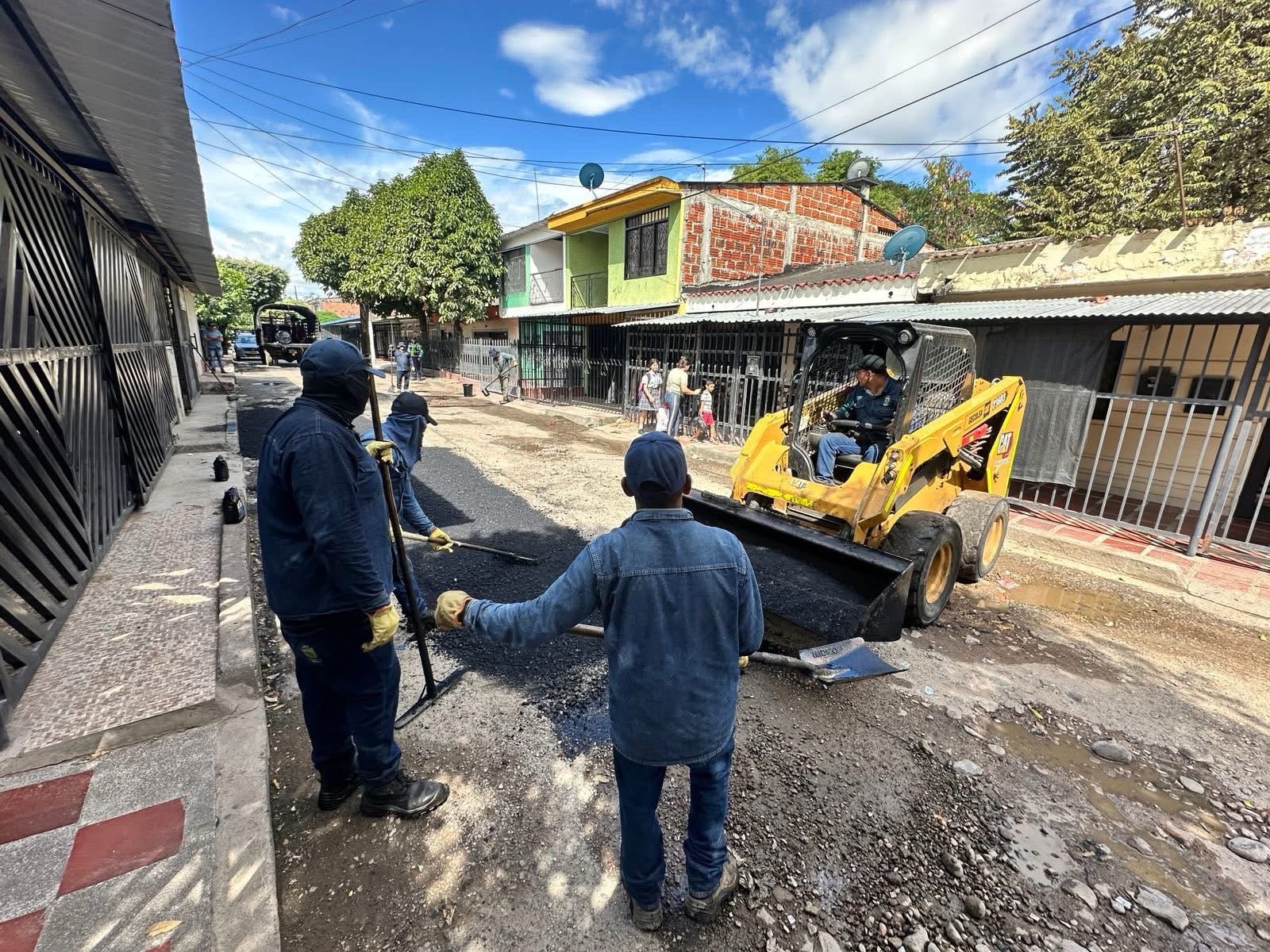 Germán Casagua lidera masiva recuperación vial en la ciudad y sus barrios